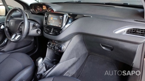 Peugeot 208 1.2 PureTech Style de 2018