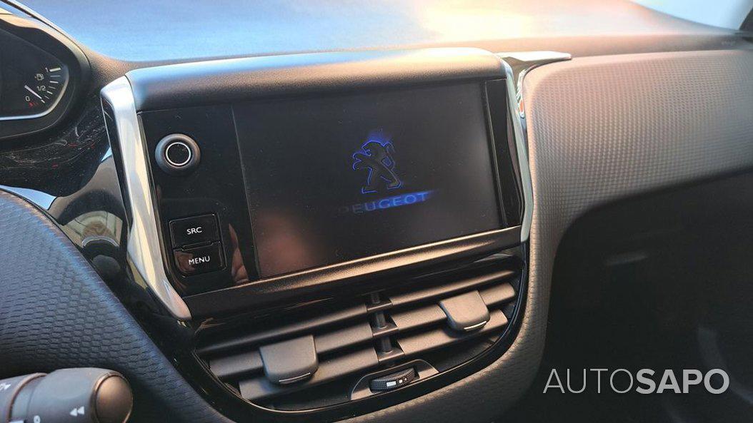 Peugeot 2008 1.2 PureTech Style de 2017