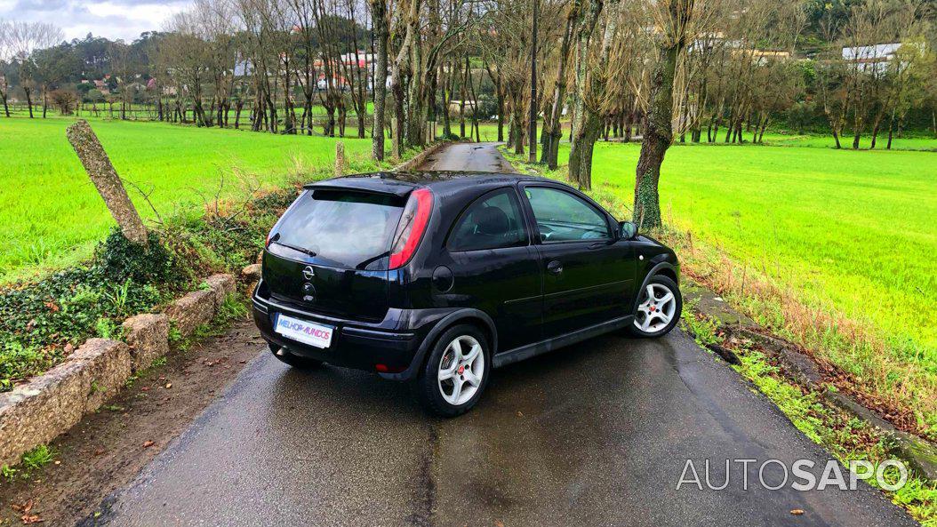 Opel Corsa de 2004