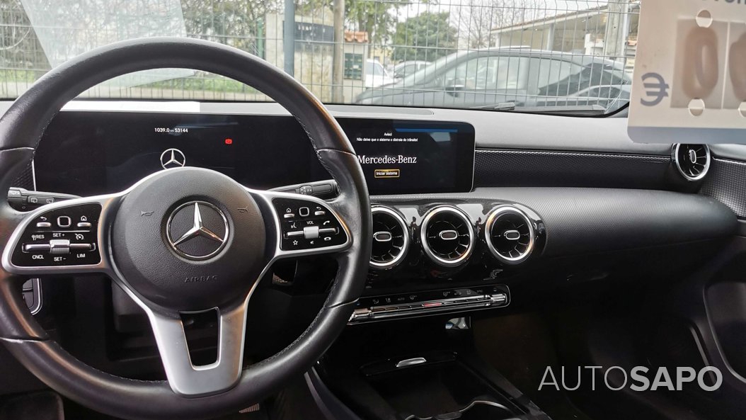 Mercedes-Benz Classe A 180 d Progressive Aut. de 2018