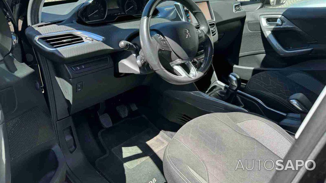 Peugeot 2008 1.2 PureTech Style de 2017