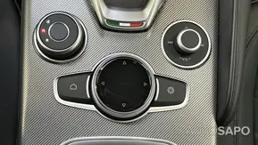 Alfa Romeo Giulia 2.2 D Sprint AT8 de 2023