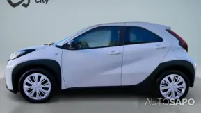 Toyota Aygo 1.0 X-Play+AC de 2022