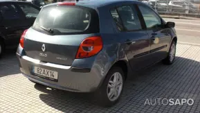 Renault Clio 1.2 16V Confort de 2005