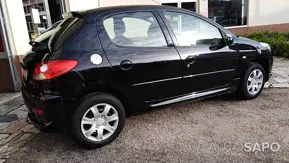 Peugeot 206+ + 1.1 Trendy de 2011