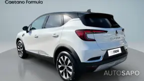 Renault Captur 1.6 E-Tech Plug-In RS Line de 2023