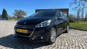 Peugeot 208 1.2 PureTech Style de 2018