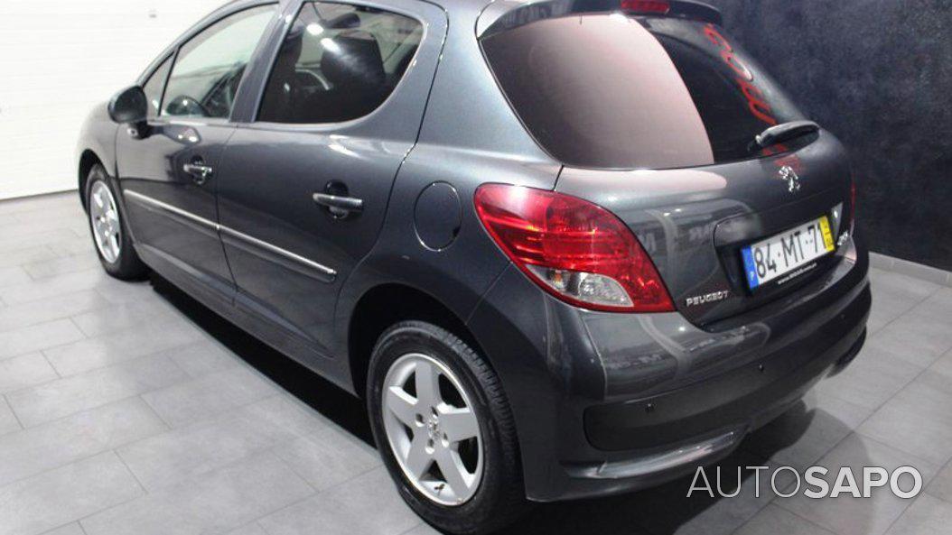 Peugeot 207 1.4 HDi Access de 2012