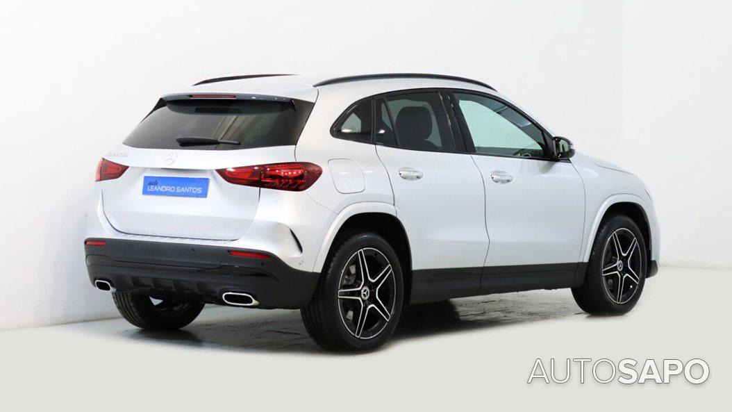 Mercedes-Benz Classe GLA 250 e Style de 2024