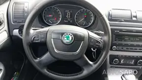 Skoda Octavia 1.6 TDi Ambiente DSG de 2012