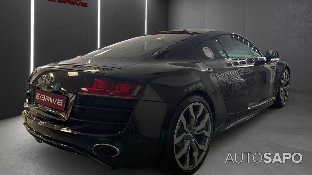 Audi R8 5.2 FSi V10 quattro R tronic de 2013