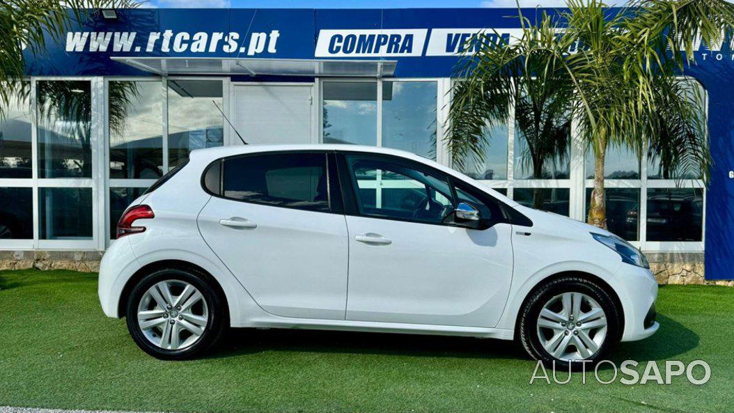 Peugeot 208 1.2 PureTech Style de 2016