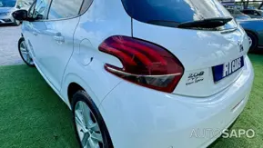 Peugeot 208 1.2 PureTech Style de 2016