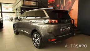 Peugeot 5008 de 2022