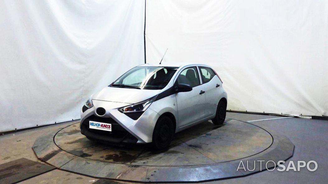 Toyota Aygo 1.0 X-Play de 2021