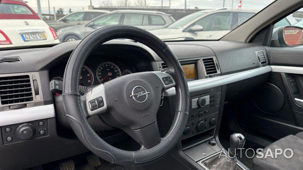 Opel Vectra GTS 1.9 CDTi de 2005