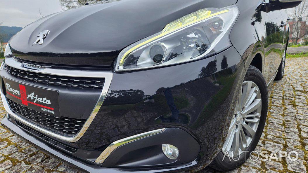 Peugeot 208 de 2015