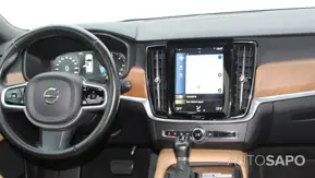 Volvo V90 2.0 D4 Momentum Geartronic de 2017