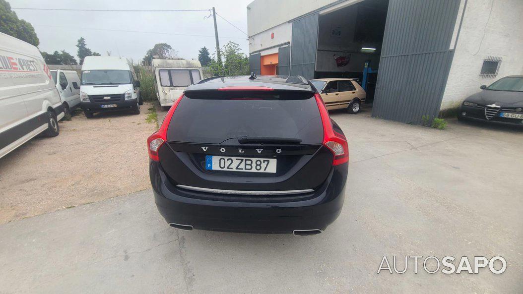 Volvo V60 2.4 D6 Summum AWD Phev de 2014