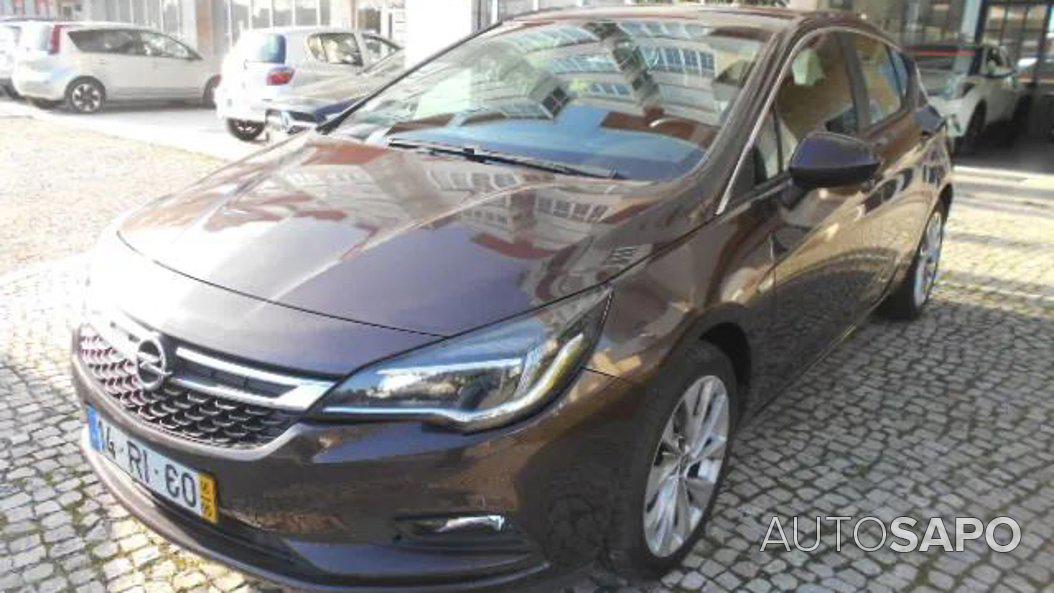 Opel Astra de 2016