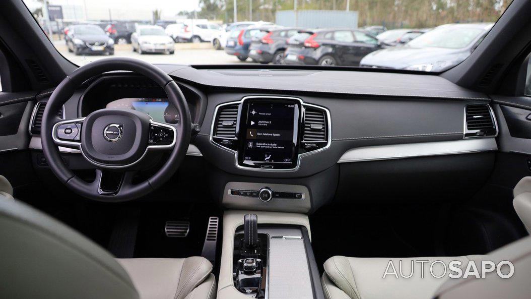 Volvo XC90 2.0 T8 PHEV R-Design AWD de 2021