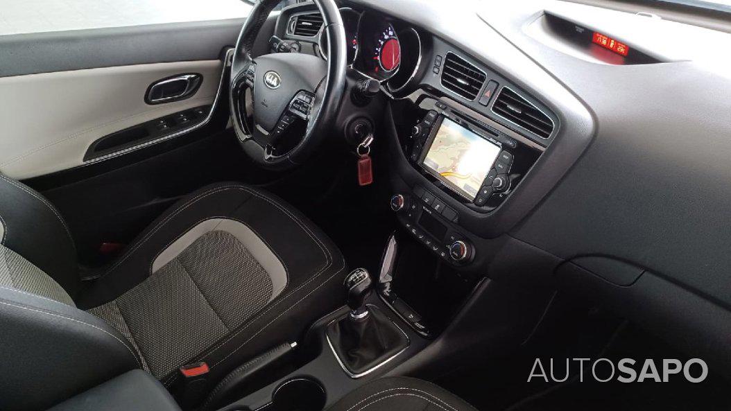 Kia Ceed de 2015