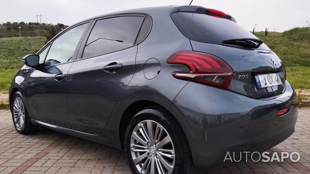 Peugeot 208 1.2 PureTech Style de 2017