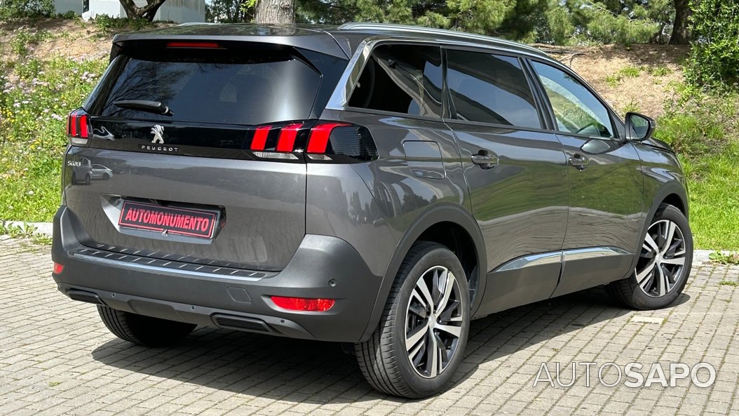 Peugeot 5008 1.2 PureTech Allure Pack de 2023