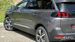 Peugeot 5008 1.2 PureTech Allure Pack de 2023