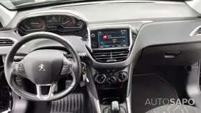 Peugeot 2008 1.2 PureTech Style de 2019