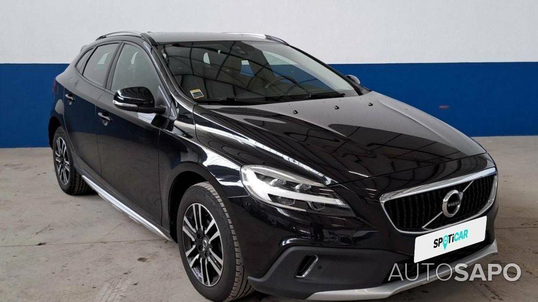 Volvo V40 Cross Country 1.5 T3 Pro Geartronic de 0