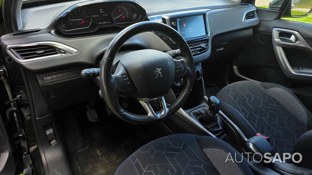 Peugeot 2008 1.2 PureTech Style de 2018