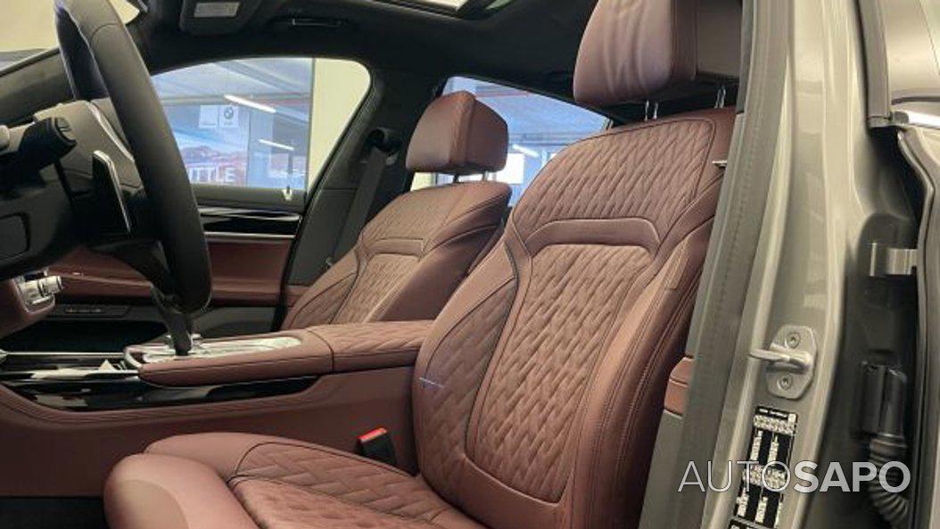 BMW Série 7 740 d xDrive Pack M Auto de 2022