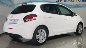 Peugeot 208 1.2 PureTech Style de 2018