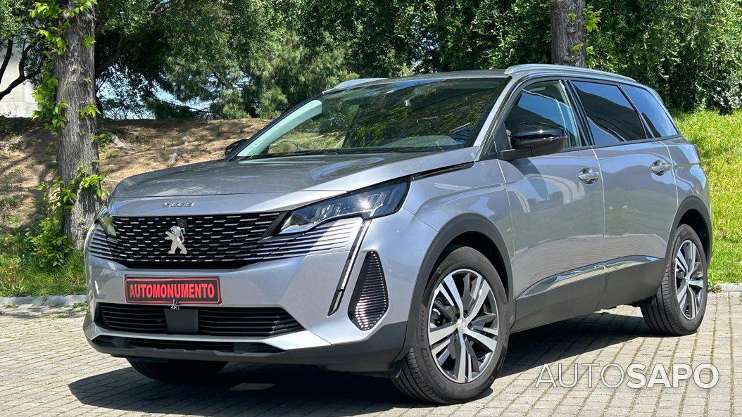 Peugeot 5008 de 2023