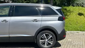 Peugeot 5008 de 2023