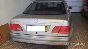 Mercedes-Benz Classe E 250 TD Classic de 1998