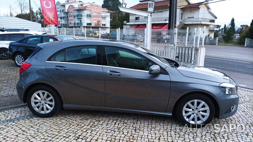 Mercedes-Benz Classe A 180 CDi B.E. Urban de 2014