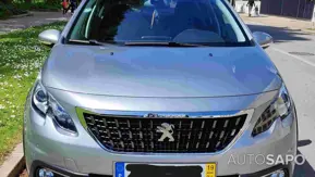 Peugeot 2008 1.2 PureTech Signature de 2019