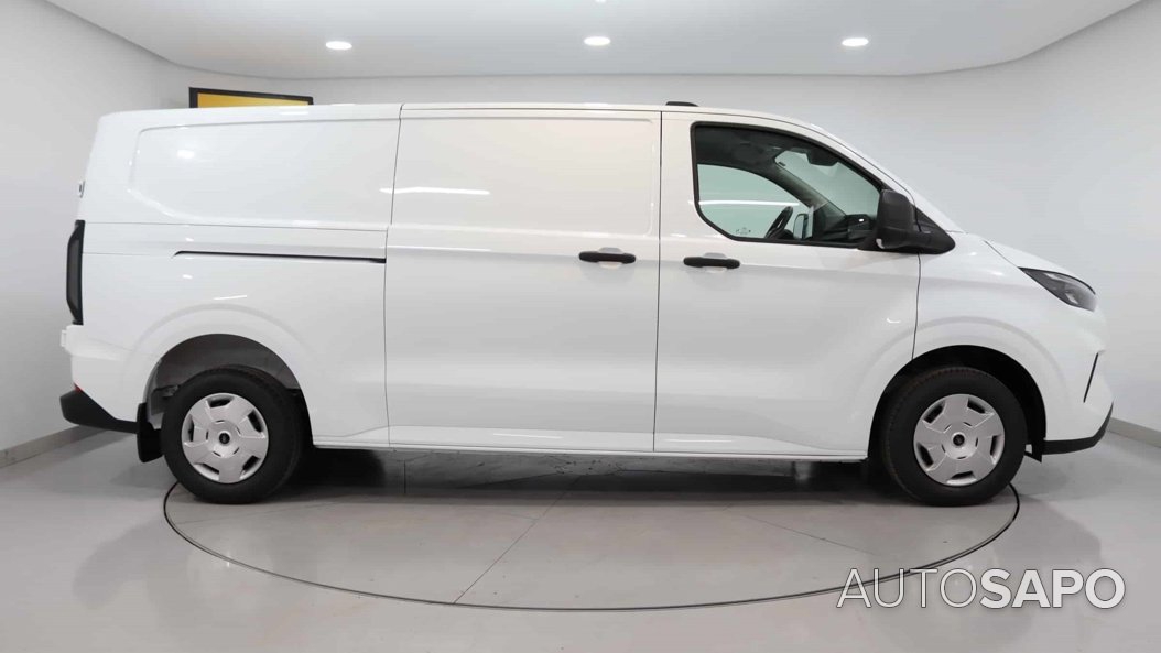 Ford Transit Custom Van 320 L2 2.0 EcoBlue Trend de 2024