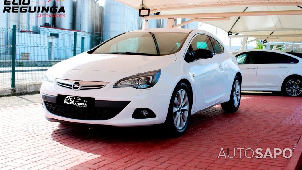 Opel Astra de 2014