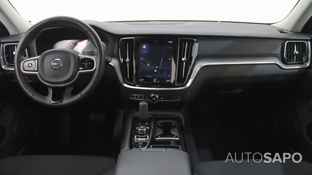 Volvo V60 2.0 T8 AWD TE Momentum Plus de 2020