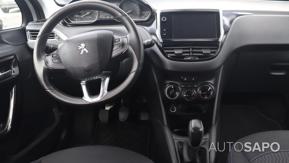 Peugeot 208 1.2 PureTech Style de 2018