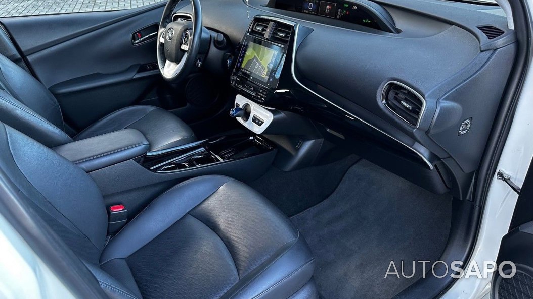 Toyota Prius 1.8 Plug-In Luxury+Pele de 2018