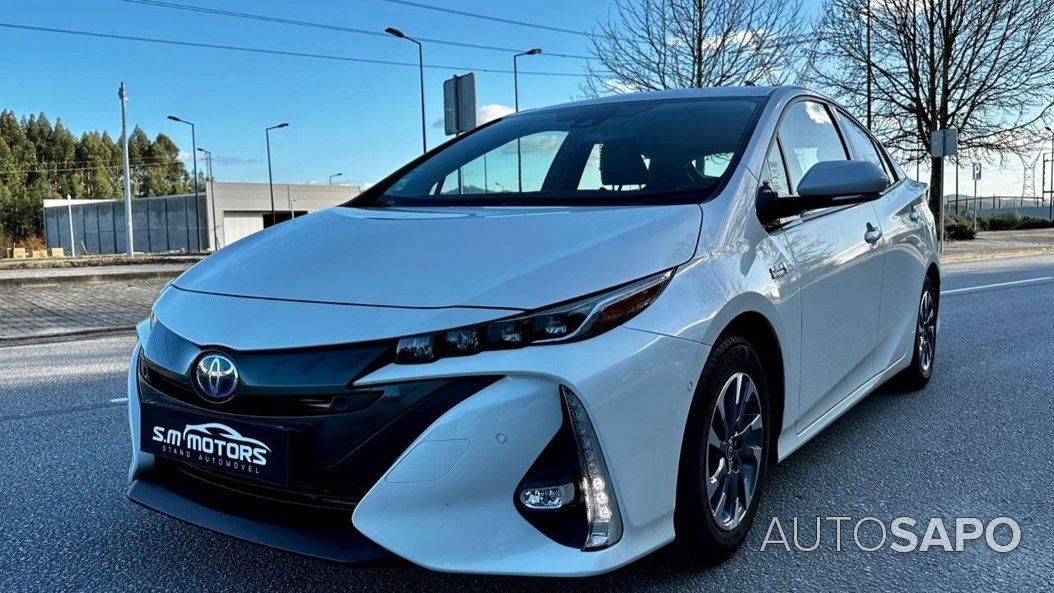 Toyota Prius 1.8 Plug-In Luxury+Pele de 2018