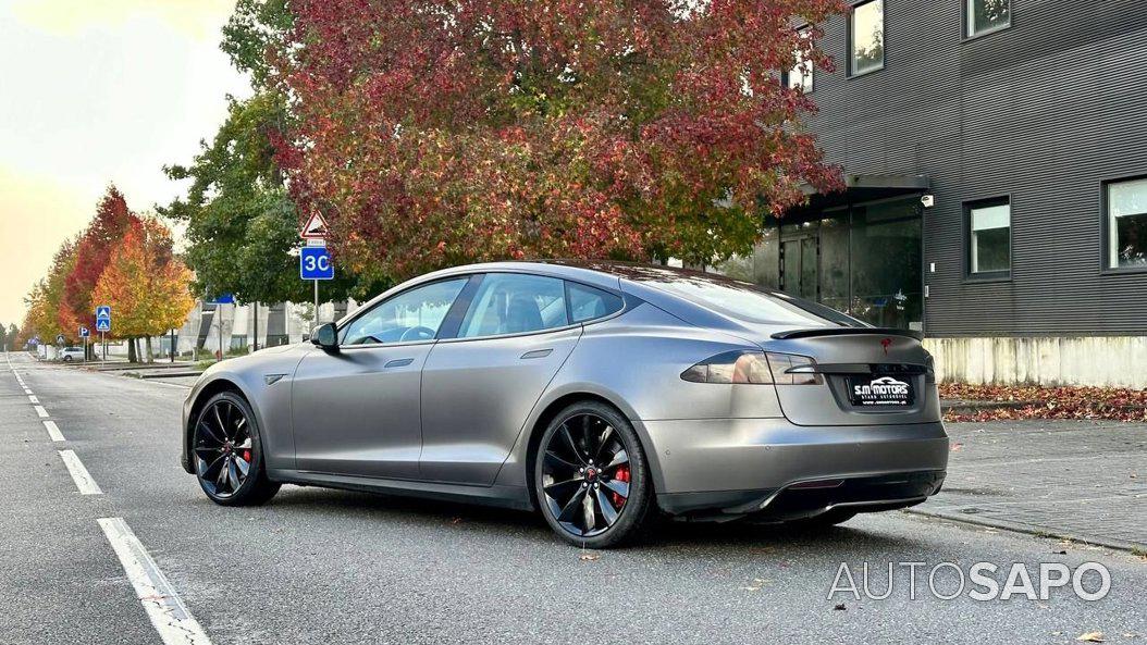 Tesla Model S 85 de 2015