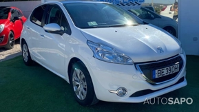 Peugeot 208 1.2 PureTech Active de 2012