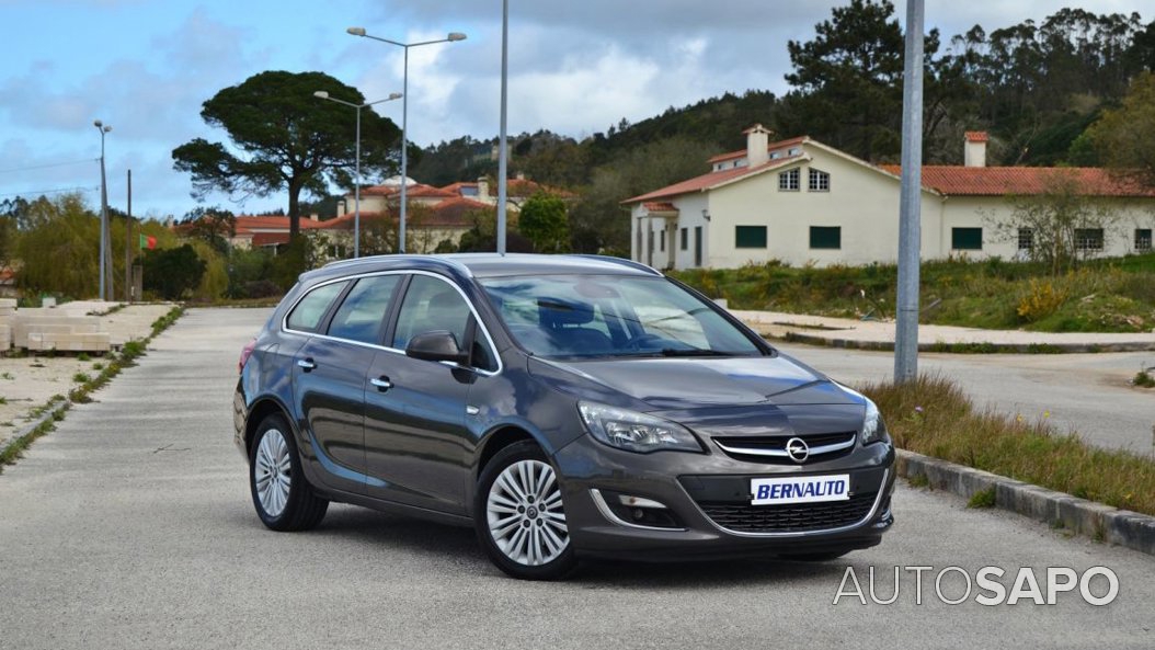 Opel Astra 1.7 CDTi Cosmo S/S de 2012