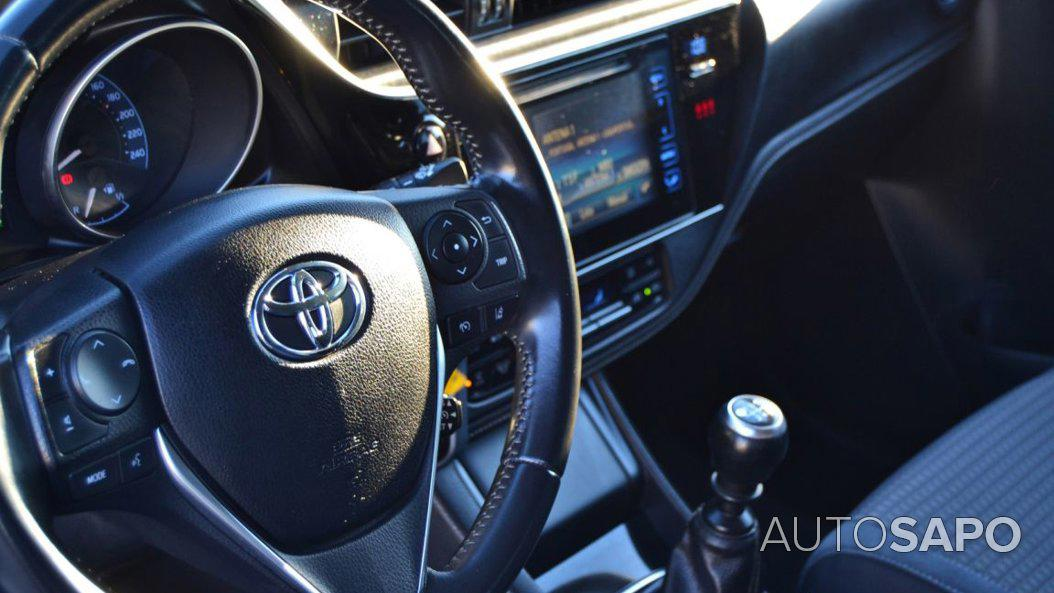 Toyota Auris 1.4 D-4D Active de 2017