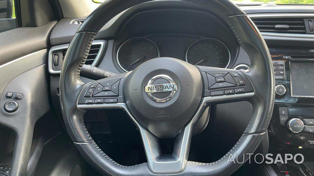 Nissan Qashqai 1.5 dCi N-Connecta J18+Led de 2018